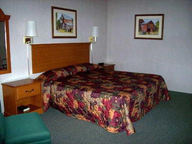 Travelodge By Wyndham Bedford Chambre photo