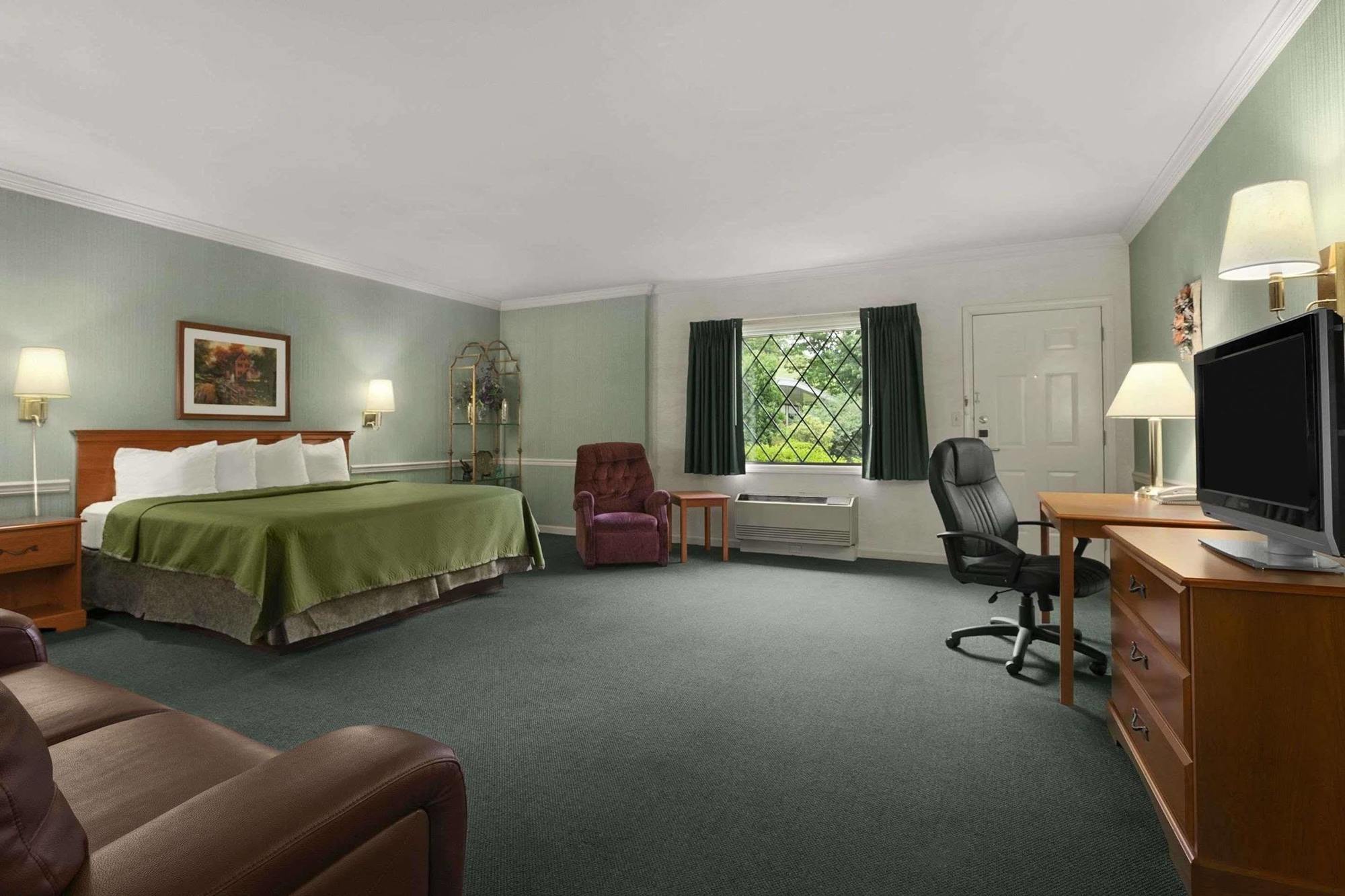 Travelodge By Wyndham Bedford Extérieur photo